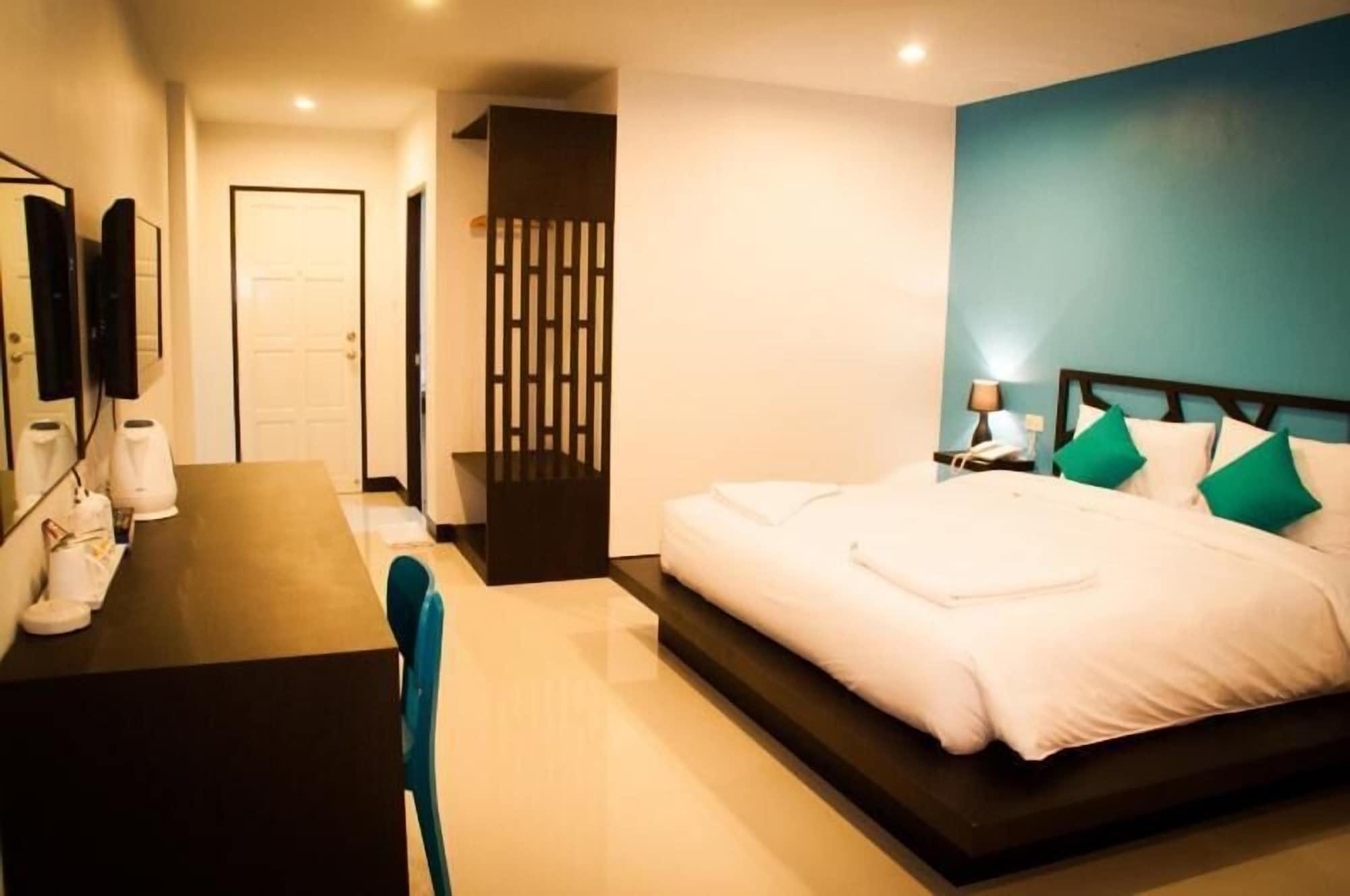 Sleep Whale Hotel Krabi town Exteriör bild
