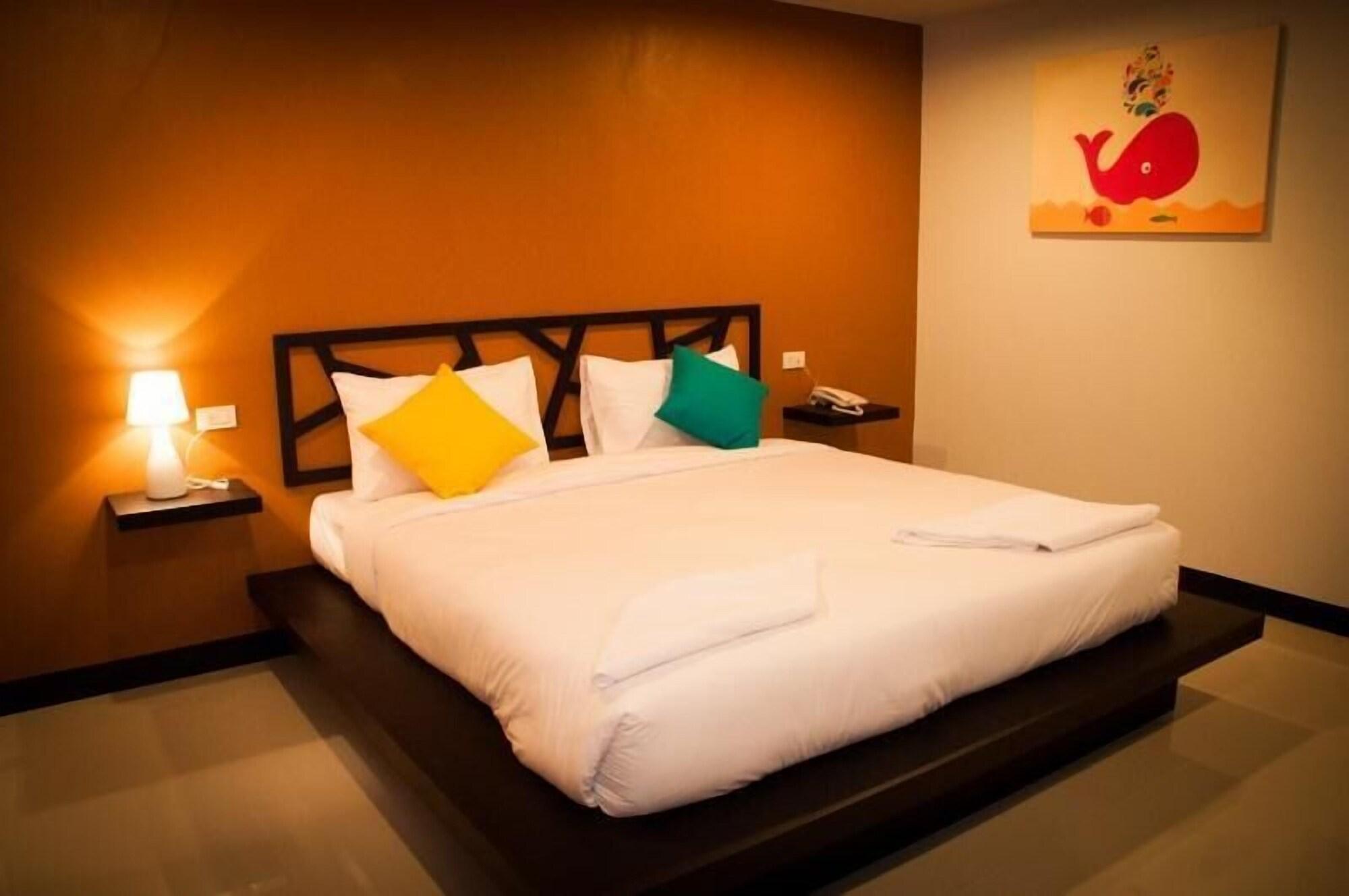 Sleep Whale Hotel Krabi town Exteriör bild