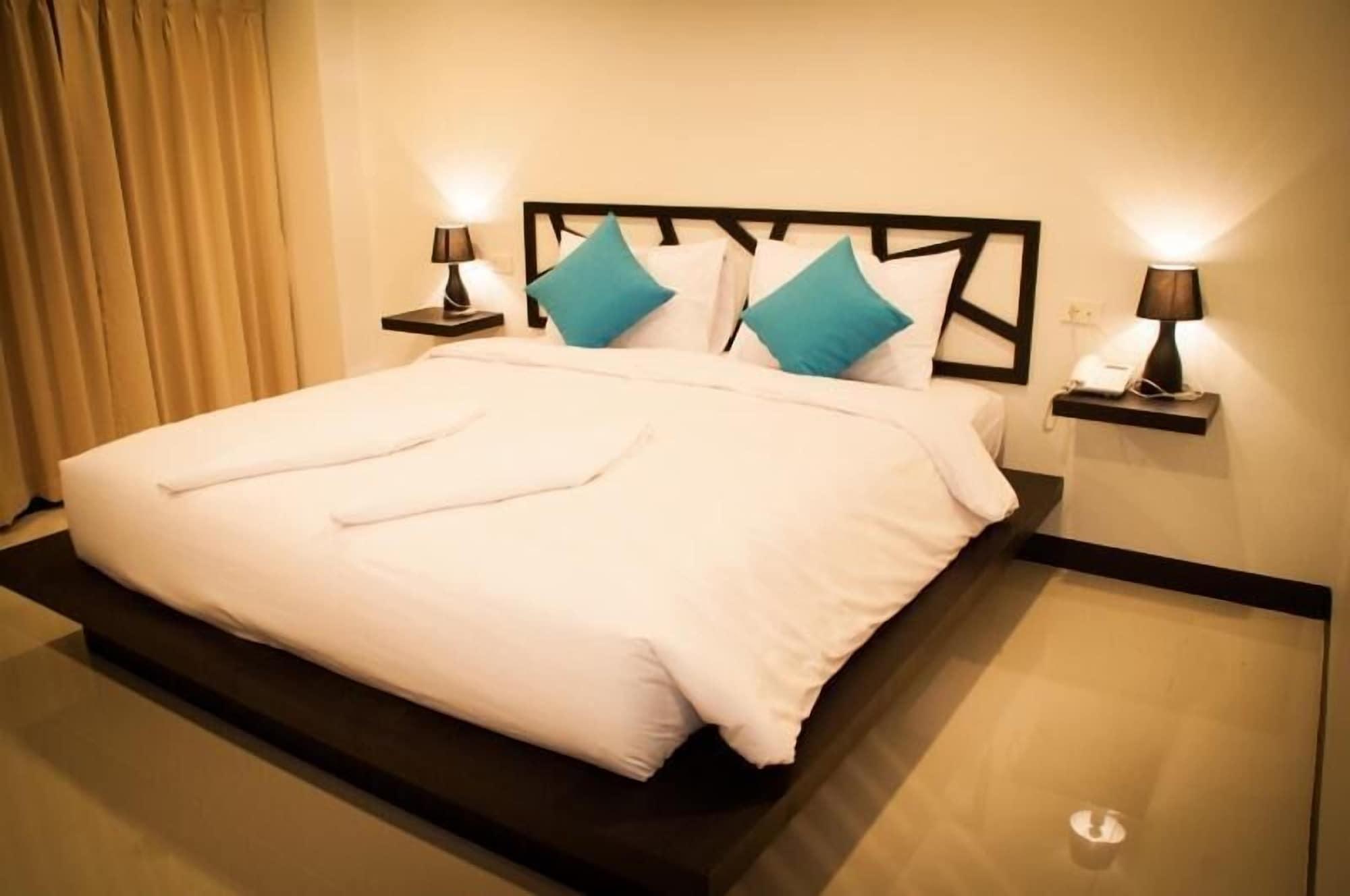 Sleep Whale Hotel Krabi town Exteriör bild