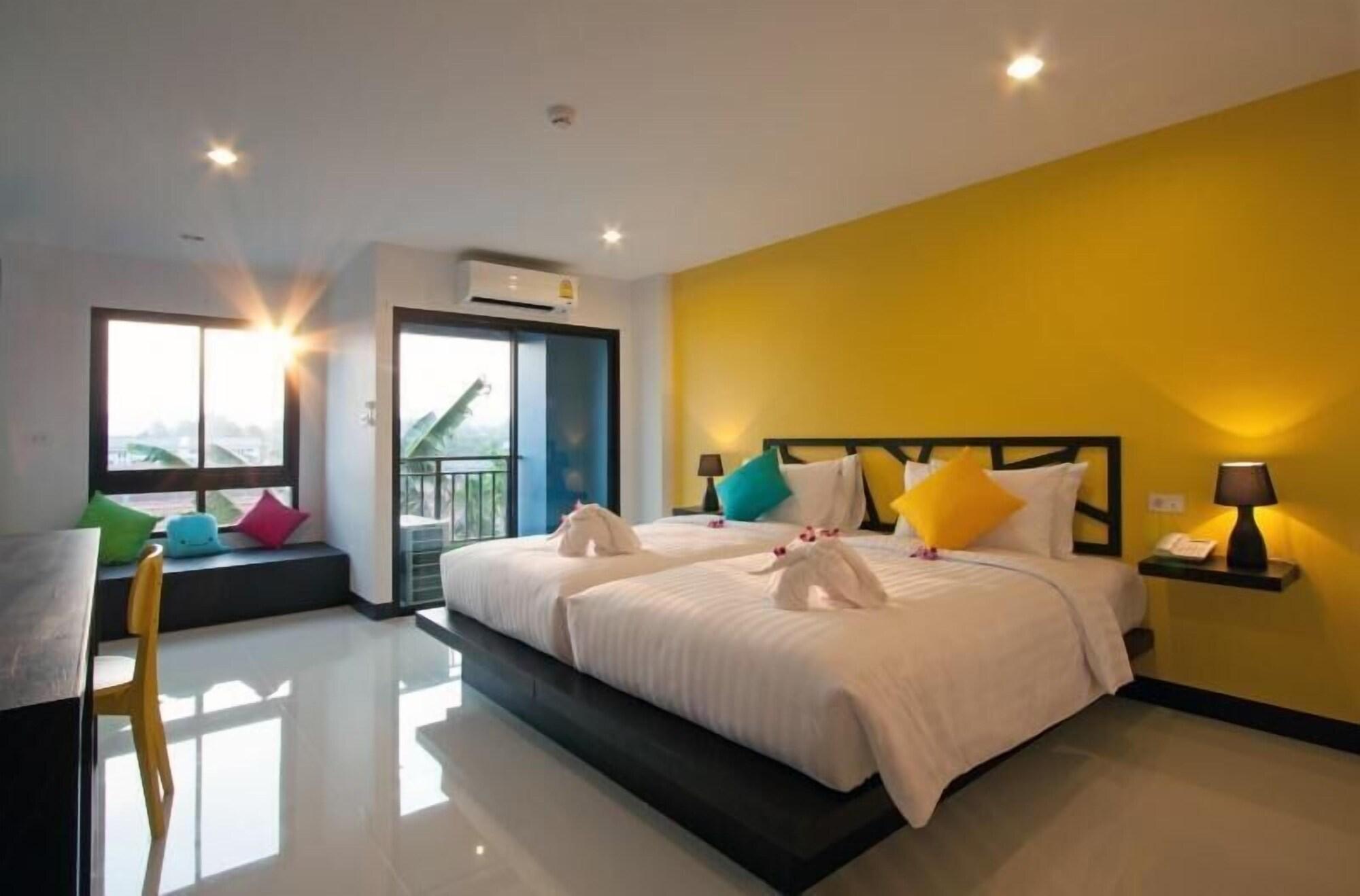 Sleep Whale Hotel Krabi town Exteriör bild