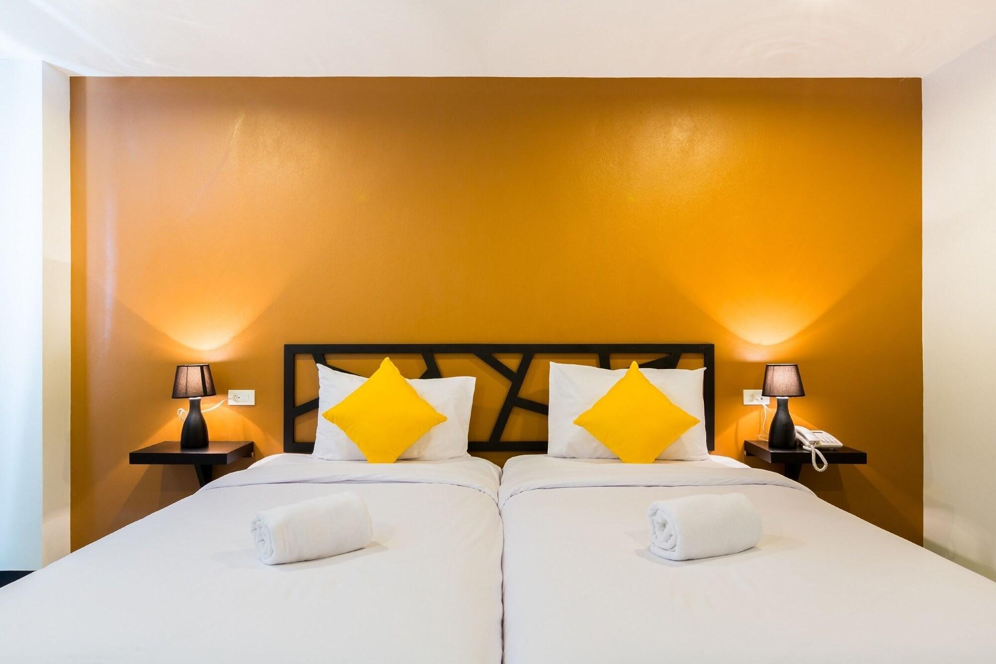 Sleep Whale Hotel Krabi town Exteriör bild