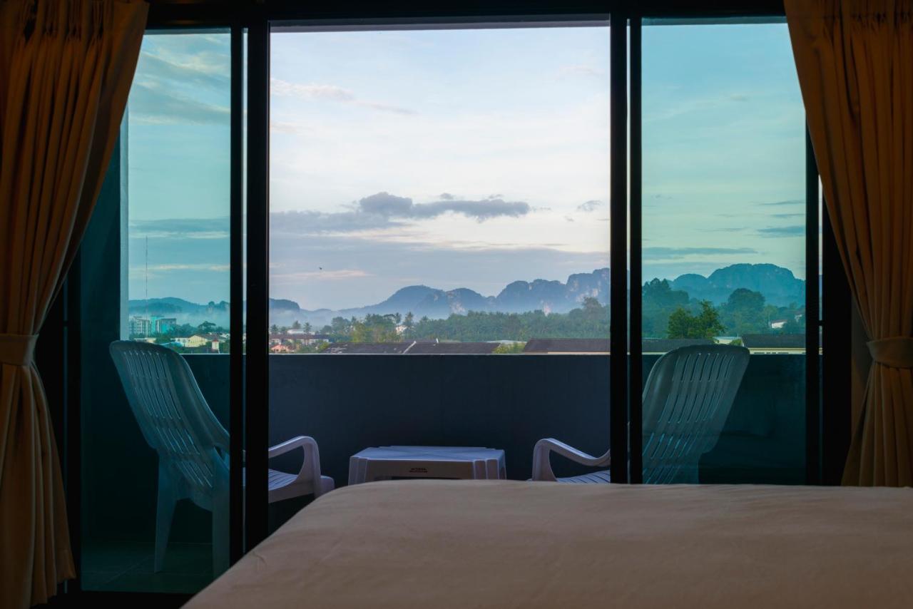 Sleep Whale Hotel Krabi town Exteriör bild