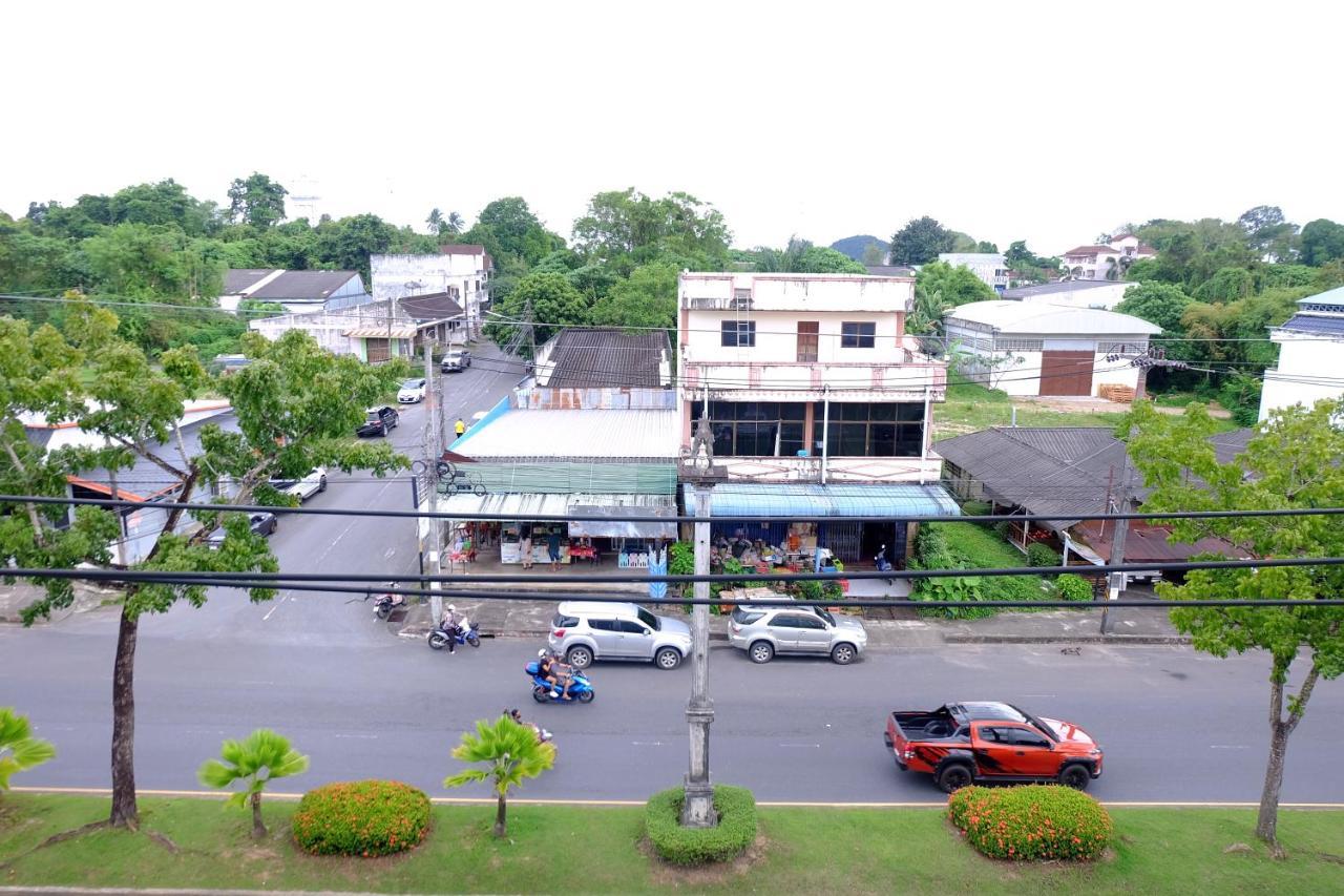 Sleep Whale Hotel Krabi town Exteriör bild