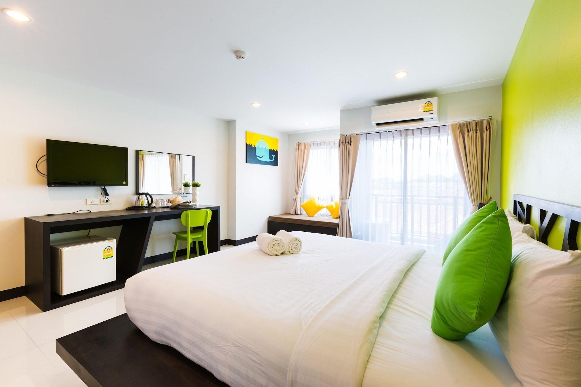 Sleep Whale Hotel Krabi town Exteriör bild